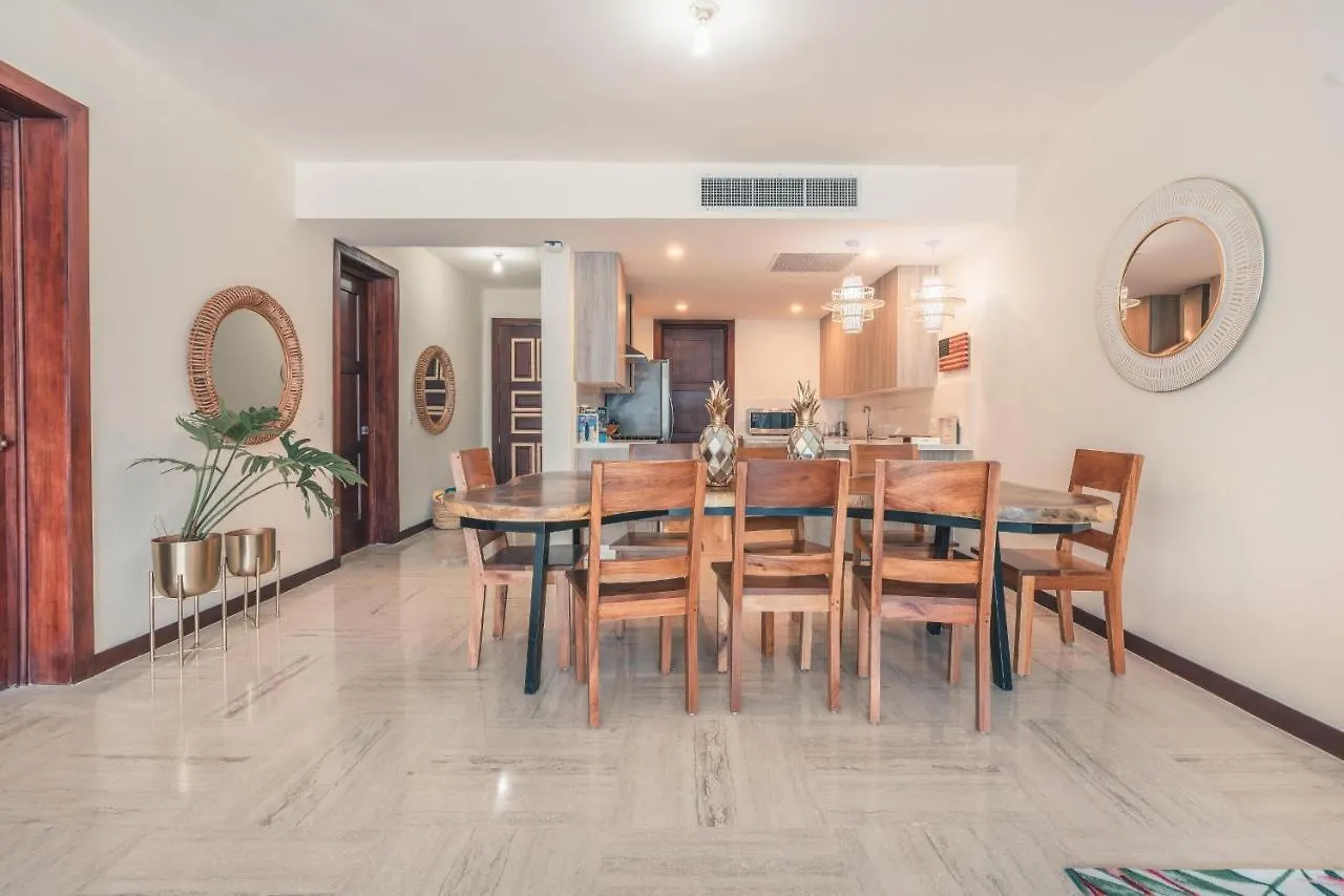 Beautiful 2 Bedroom Apartment At Portillo Лас Терренас