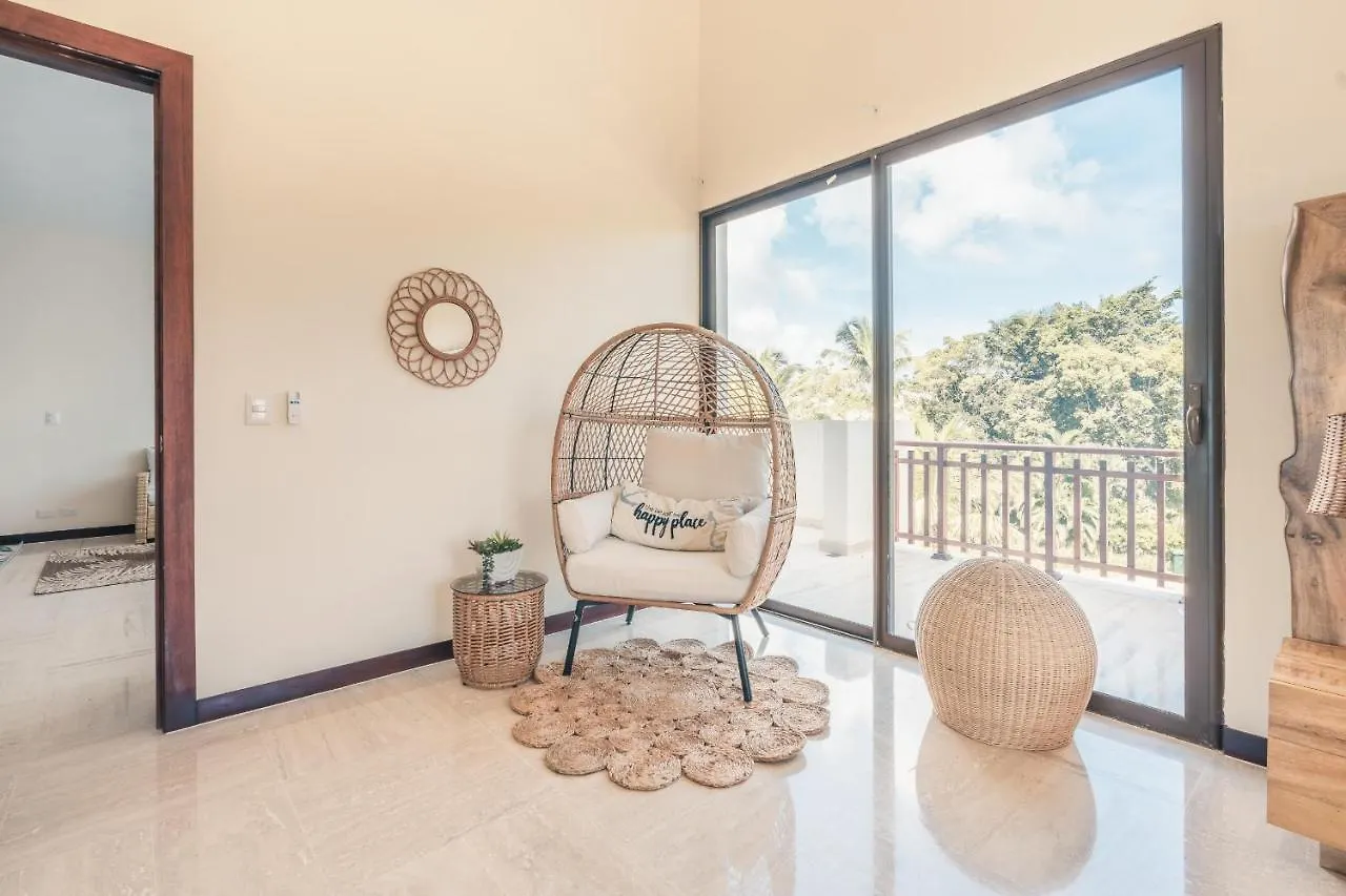 Beautiful 2 Bedroom Apartment At Portillo Лас Терренас