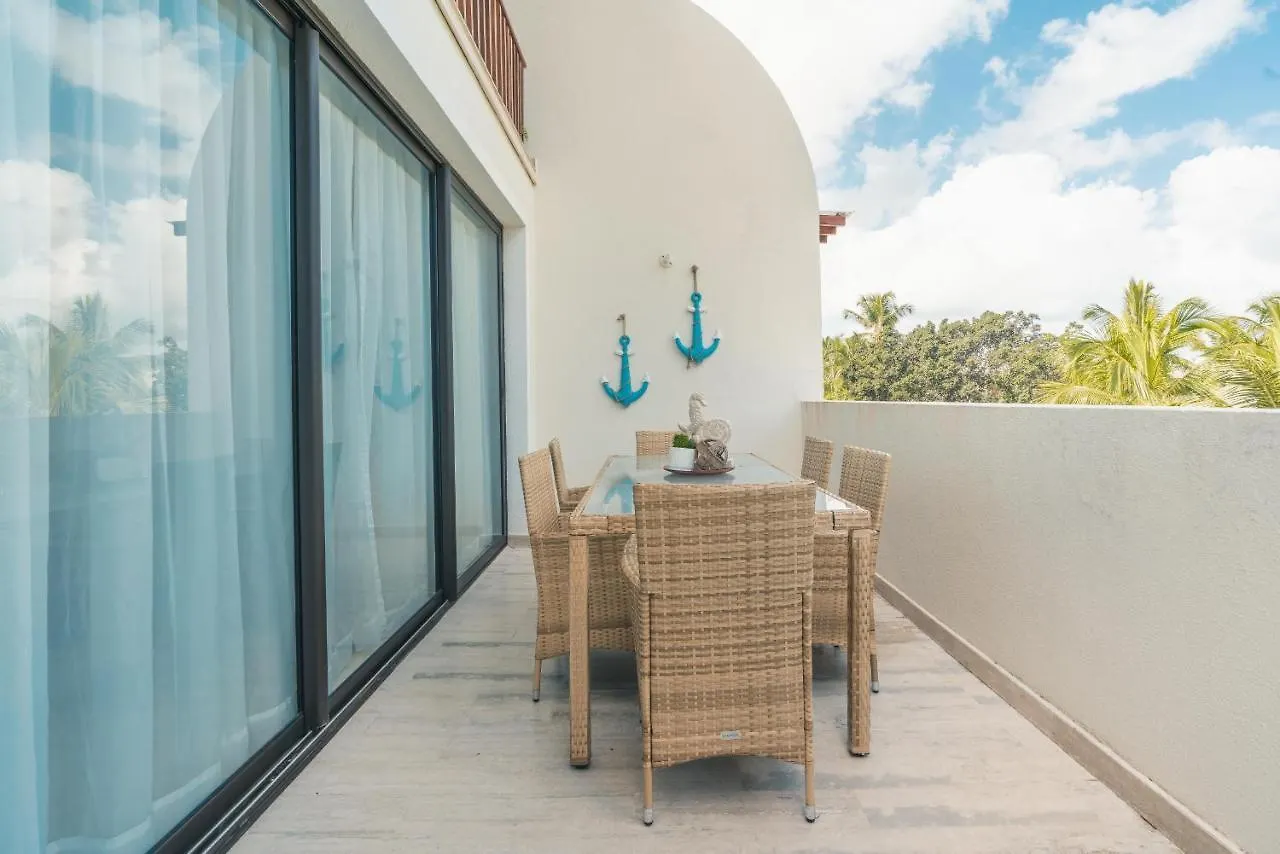 Beautiful 2 Bedroom Apartment At Portillo Лас Терренас